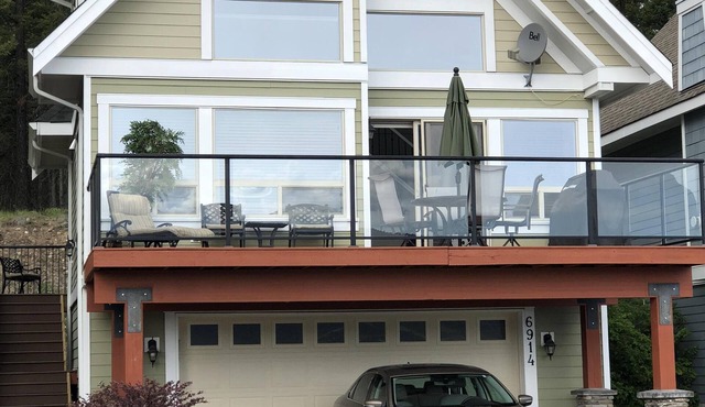 Off season rates. Fire table, steps to pool fantastic view! Aug 9-16 available