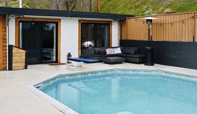 Okanagan Oasis - Pool Escape