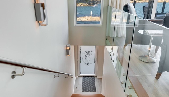 Orca View Suite 10 Mile Point