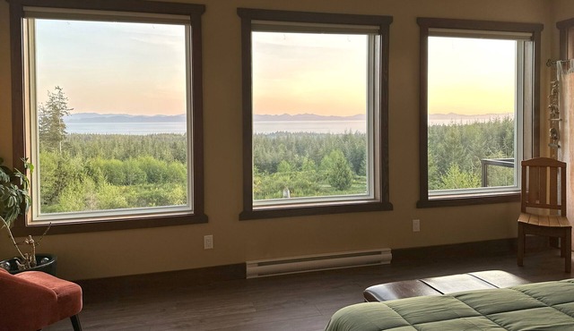 Pacific View | Spacious Ocean Suite · Stunning West Coast · Ocean Views