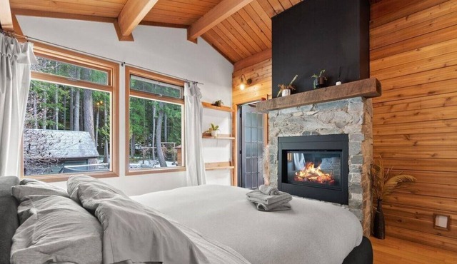 Paradise Valley scandinavian spa retreat