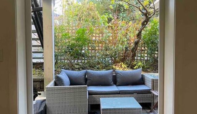Patio Zen in the City, Steps from ‘The Drive’