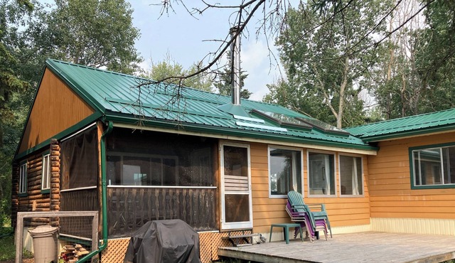 Peaceful Cabin near Onoway, AB