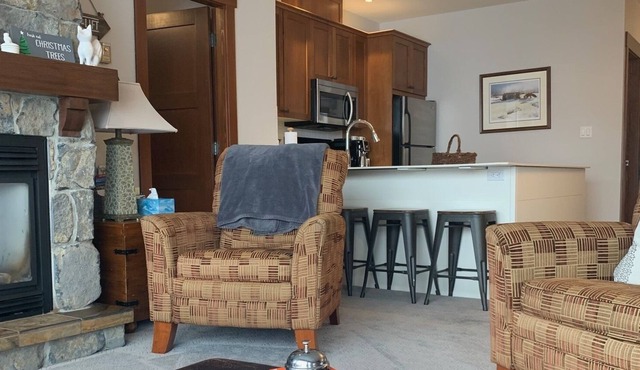 Perfect ski-in ski-out located in Stonebridge lodge right in the village!