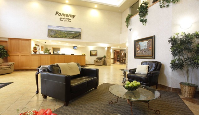 Pomeroy Inn & Suites Fort St. John