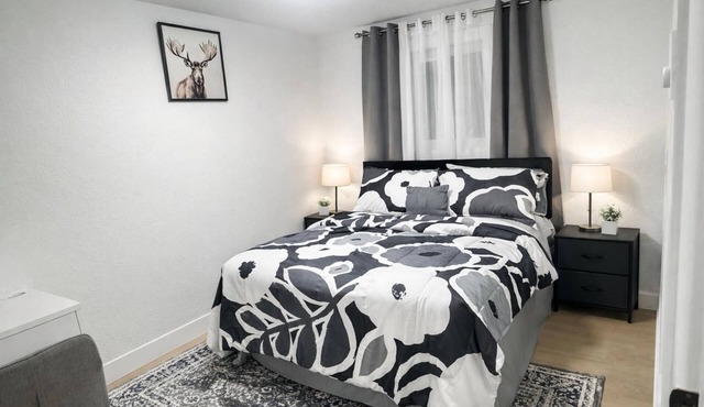 Private 3BR Home Near Glen Lake | Close to Downtown Victoria