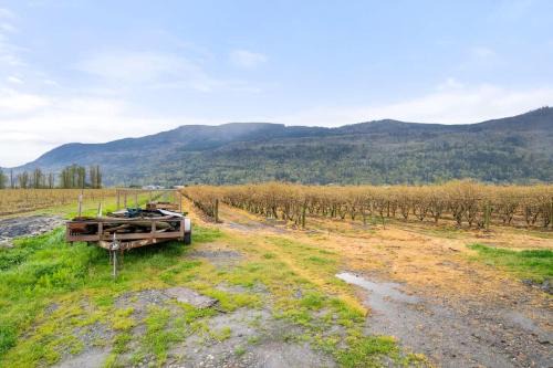 Private Farm Escape with Modern Comforts