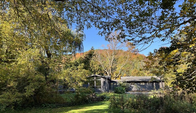 Private retreat on the Noisy River near Creemore and Devils Glen.