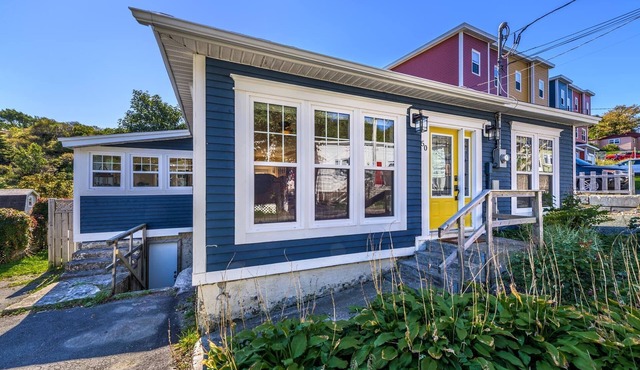 Quidi Vidi Village | Hot Tub | 4 Bedrooms | 2 Bathrooms