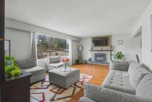 Quiet & Cozy Retreat Near Downtown Prince George