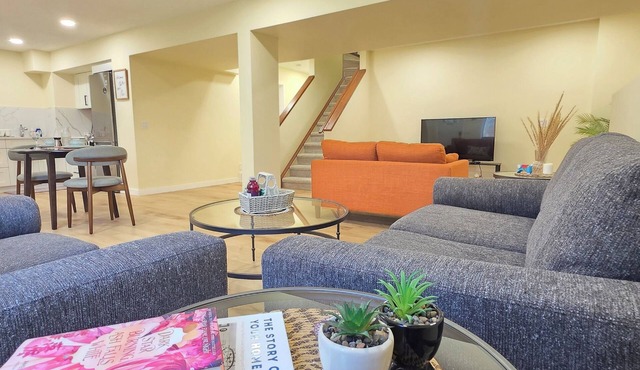 Quiet Luxury Private Retreat Near Banff & Canmore
