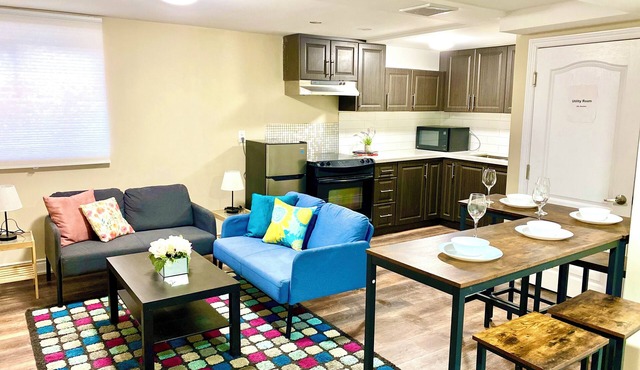 Relaxing 2 BR Basement Residence