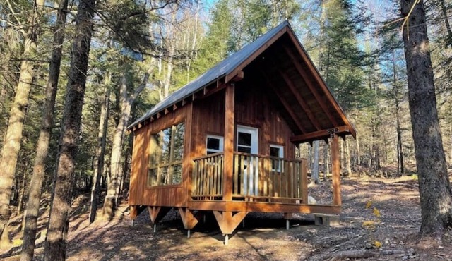 Romantic eco-cottage with mezzanine: La Perdrix