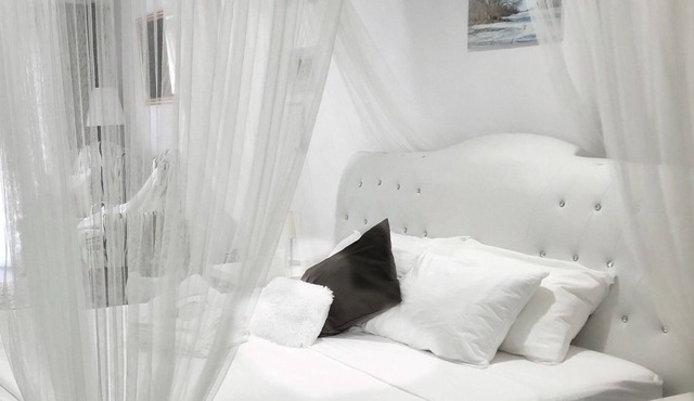 Romantic Studio, Kitchenette, King Bed, Sauna, Hot Tub, Fitness Studio, Wellness