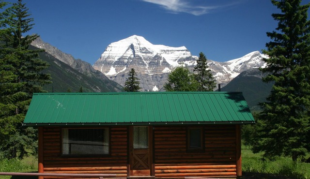 Rustic cabin in the Canadian Rockies!
