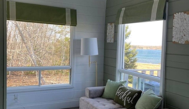 Serene Cove Retreat Green Cottage-overseeing beautiful Montague River and and peaceful harbor