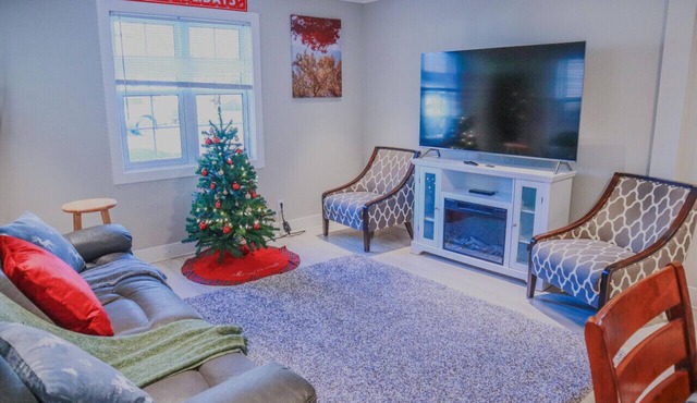 Shelley Ave Regatta cottage
