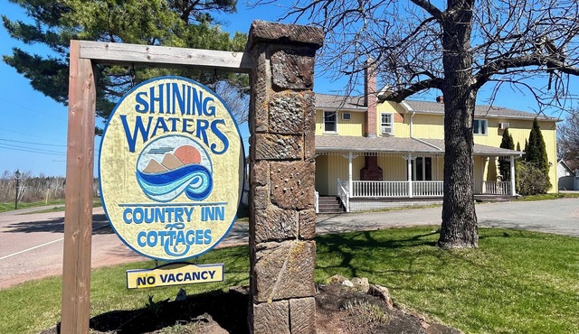 Shining Waters Country Inn