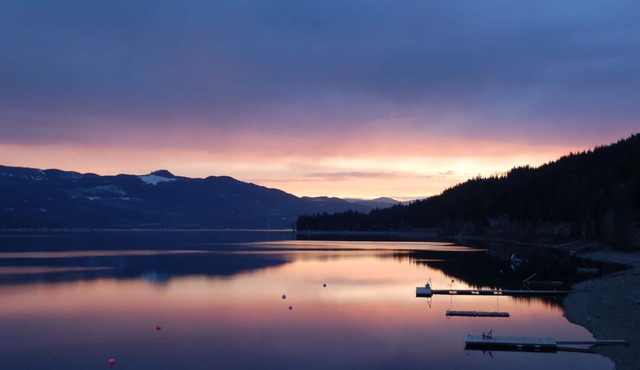 Shuswap Lake House Melo Beach