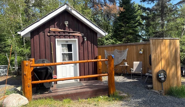 Site 11 Fisher Glamping Bunkie on Small Urban Farm