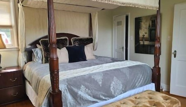 Sophistication by the Falls: A Boutique Retreat