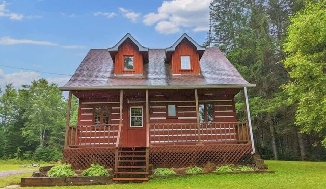 Spa & Private Beach | Chalet Natura Versailles