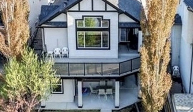 spacious affordable waterfront walkout lower floor villa