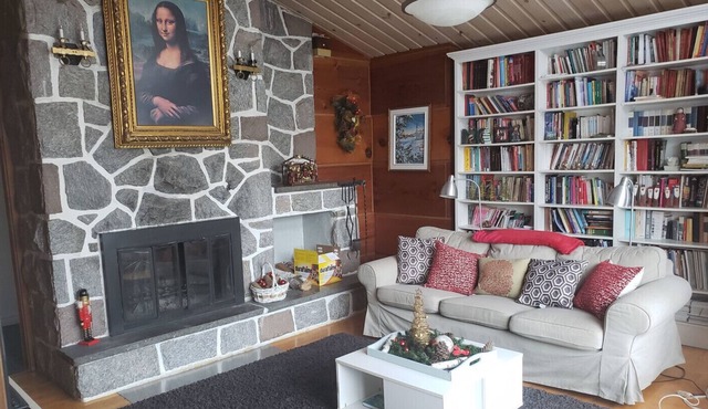 Spacious and Cozy Cottage House