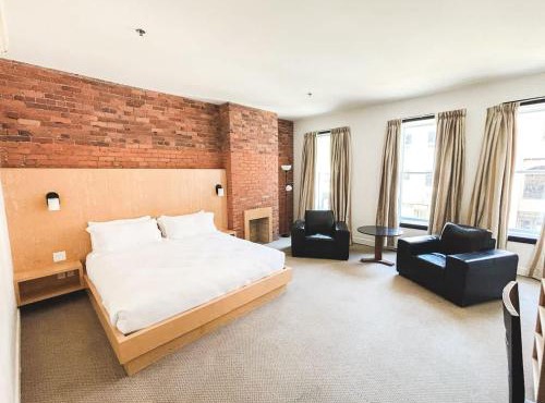 Spacious King Room at The Franklin Hotel Downtown