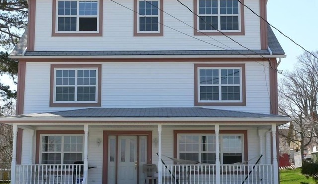 Spectacular Annapolis Oceanside Luxury Cottage