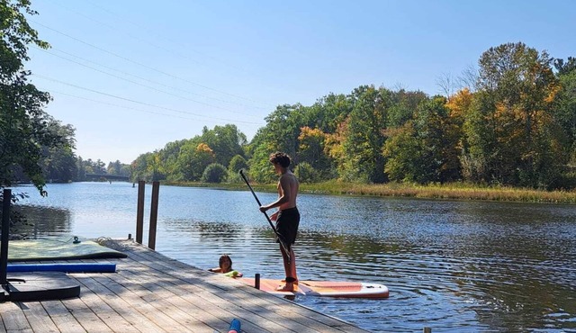 Spectacular Riverfront Cottage + Bunkie on Gravenhurst. Pet friendly