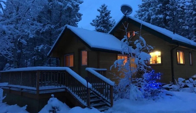 Springhills Cabin at Hot Springsn