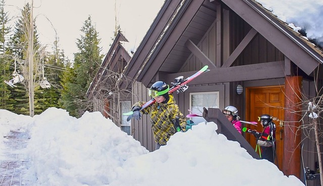 Steps to Ski-In/Out | Luxury 3BR | Renovated 2025 | Hot Tub Access | Managed by Aloha Whistler