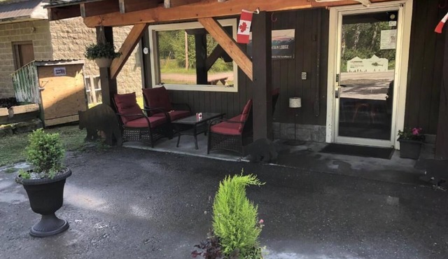Stewart Mountain Lodge