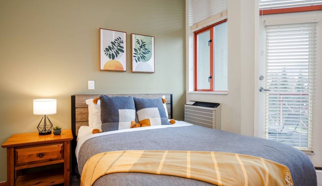 Studio | Alpenglow Lodge | Private Balcony w/Mtn view | Gym | Epic Location