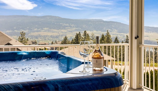 Stunning Mountain View Home in Wine Country