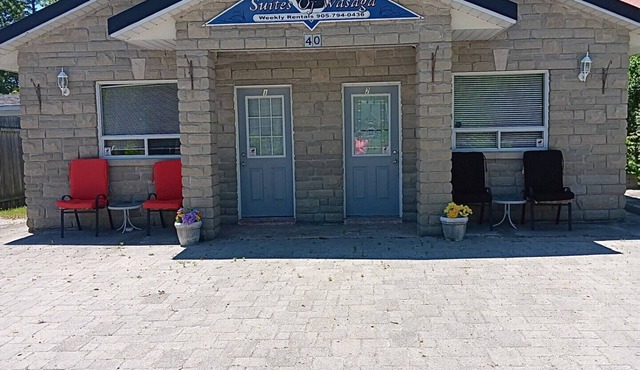 Suites of Wasaga Beach Area 2- mins walk Beach 1