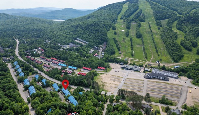 Superbe Condo Face aux Pentes de ski Stoneham!
