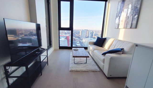 Superbe Condo Neuf 100% Meublé et Équipé au Coeur du Quartier des Spectacles