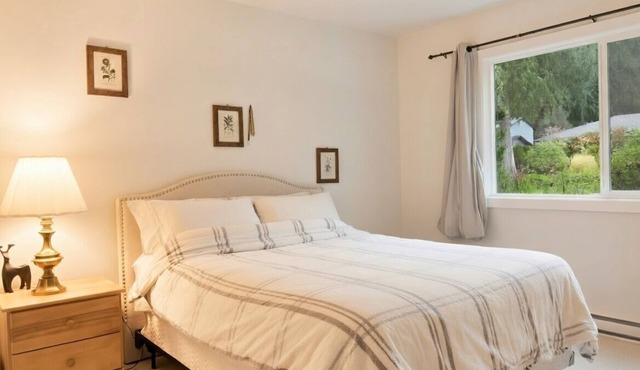 Sweet One Bedroom
