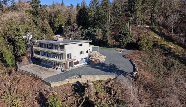 That 70’s house Canada