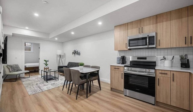 The Bow - 2 BR Suite near River, COP & Mountains!