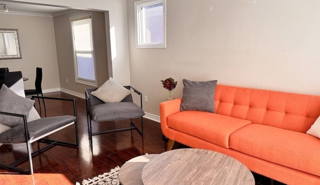 The Chilver Charm - 2 BED 1 BATH OLE WALKERVILLE DUPLEX