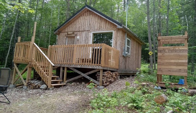 The Lazy Moose Cabin-Rustic Dry Cabin