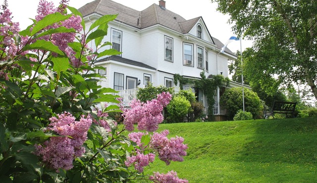 The Nelson House Bed & Breakfast