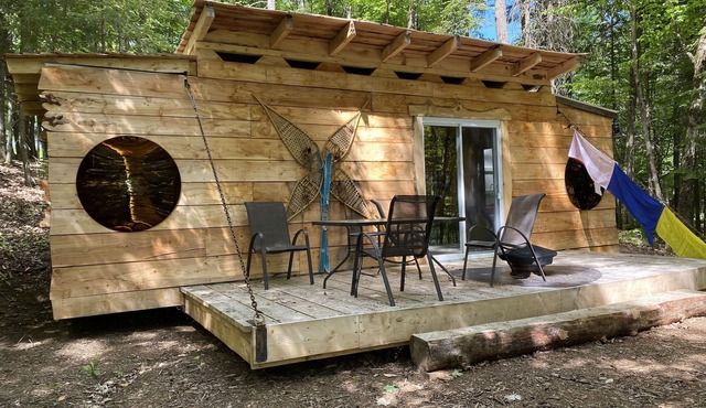 The Shack -Chimo Refuges Tree House Resort -