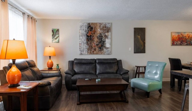 The Spruce Willis Suite