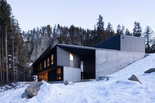 The Wedge by Boutique Whistler Mountain