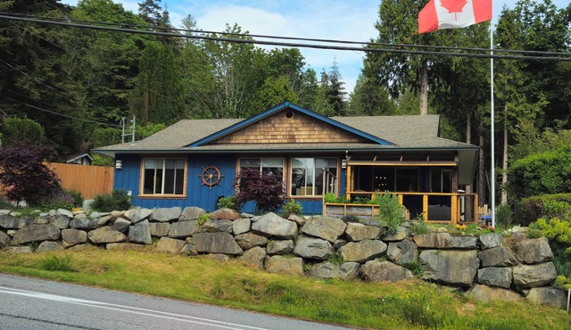 "THE WHEELHOUSE" - Luxury Ocean View Vacation Home.
