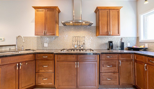 The Woodbine Beach House✔450yds from the beach ✔Rooftop Garden✔Parking